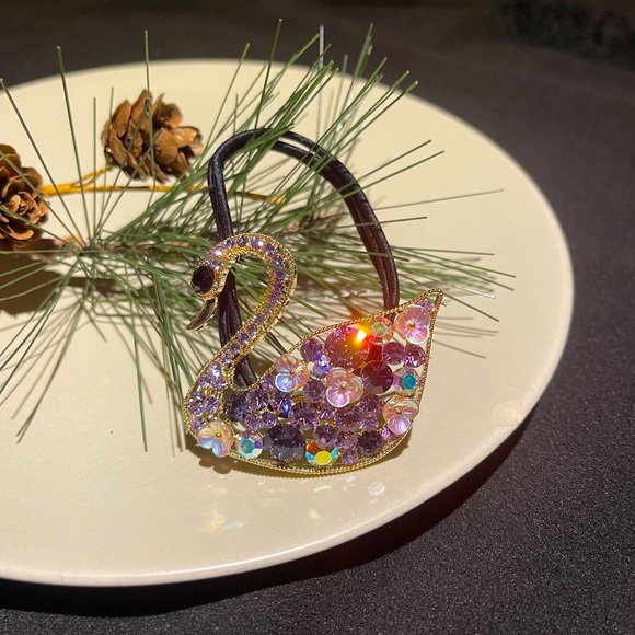 Hair Tie - Picture 2 of 3